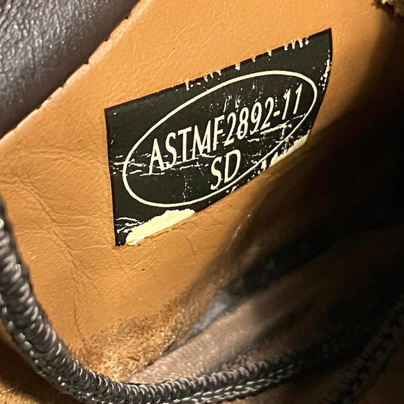 Vintage Leather Red Wing Shoes - Picture 5 of 8